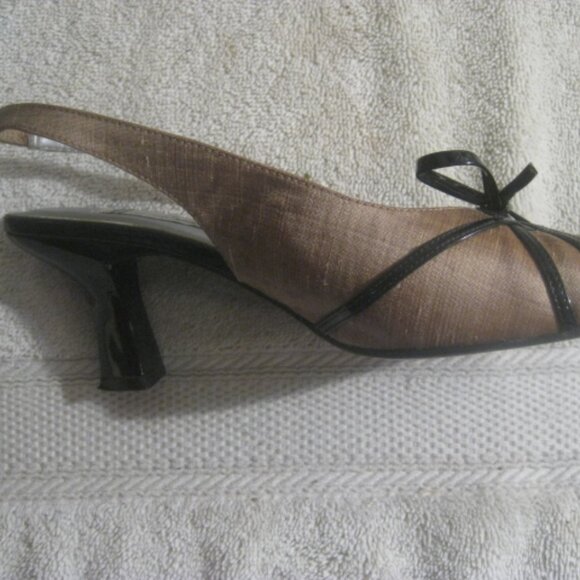 Caressa Trumpet linen slingback womens's shoe with bow - Picture 9 of 13